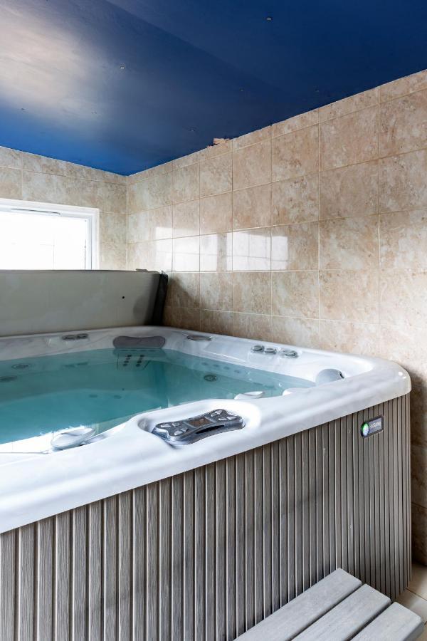 Herefordshire Holiday Cottages Lea エクステリア 写真